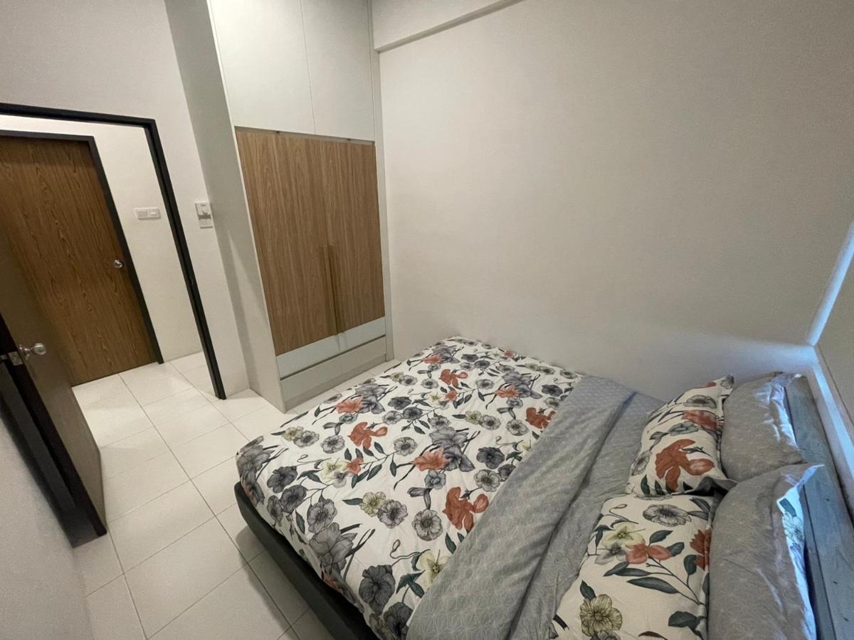 Condo 2-10 Imperio Professional Suite Алор Сетар Екстериор снимка
