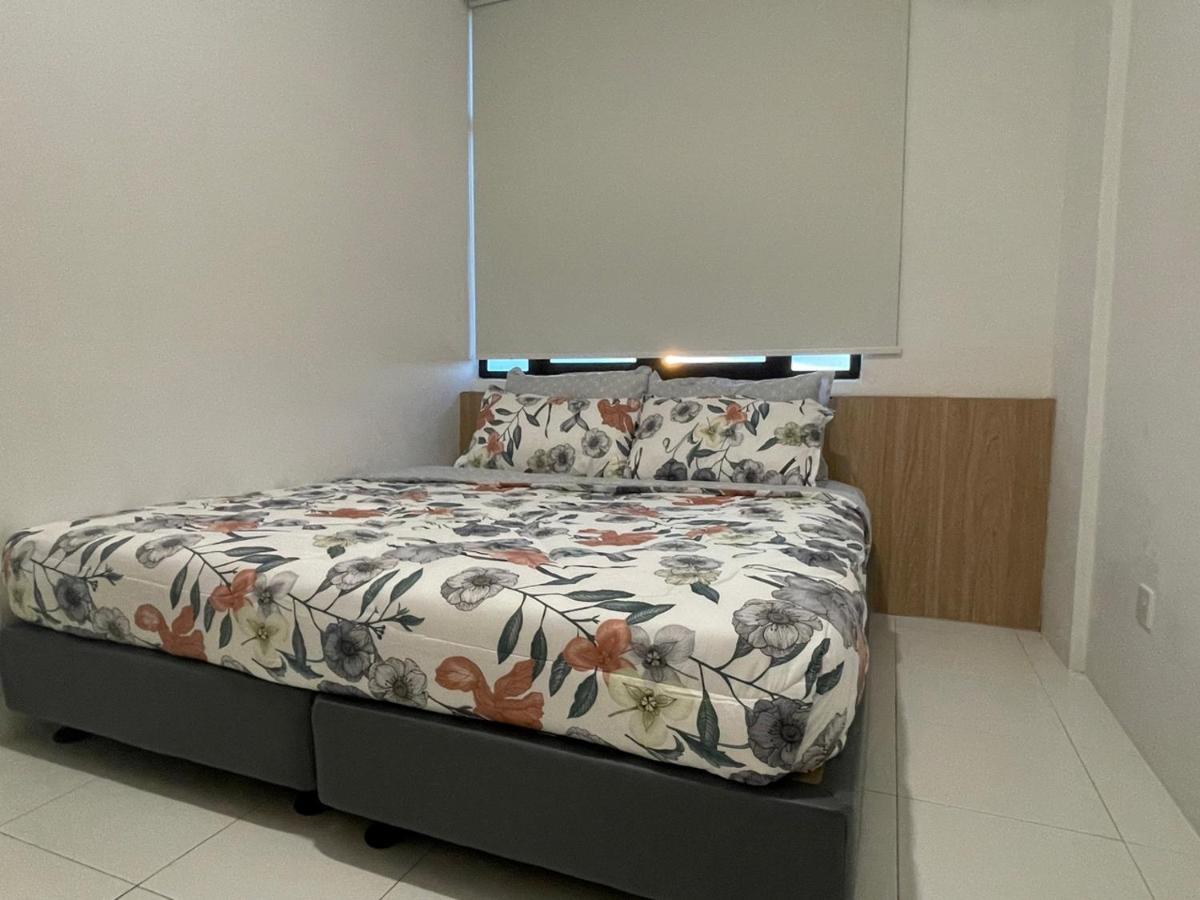 Condo 2-10 Imperio Professional Suite Алор Сетар Екстериор снимка